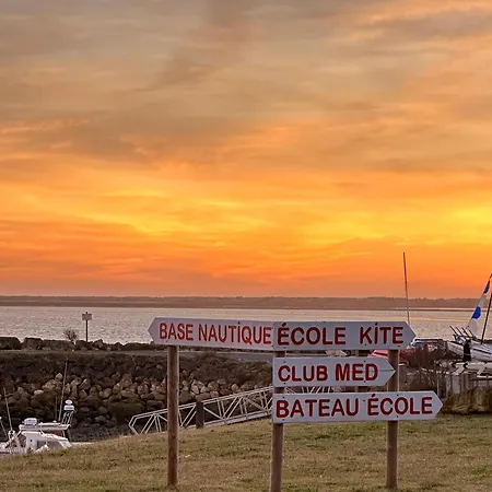 Belle Villa T5 Pour 8 Pers. A La Palmyre - Proche Mer, Parking, Wifi - Fr-1-705-76 Hébergement de vacances